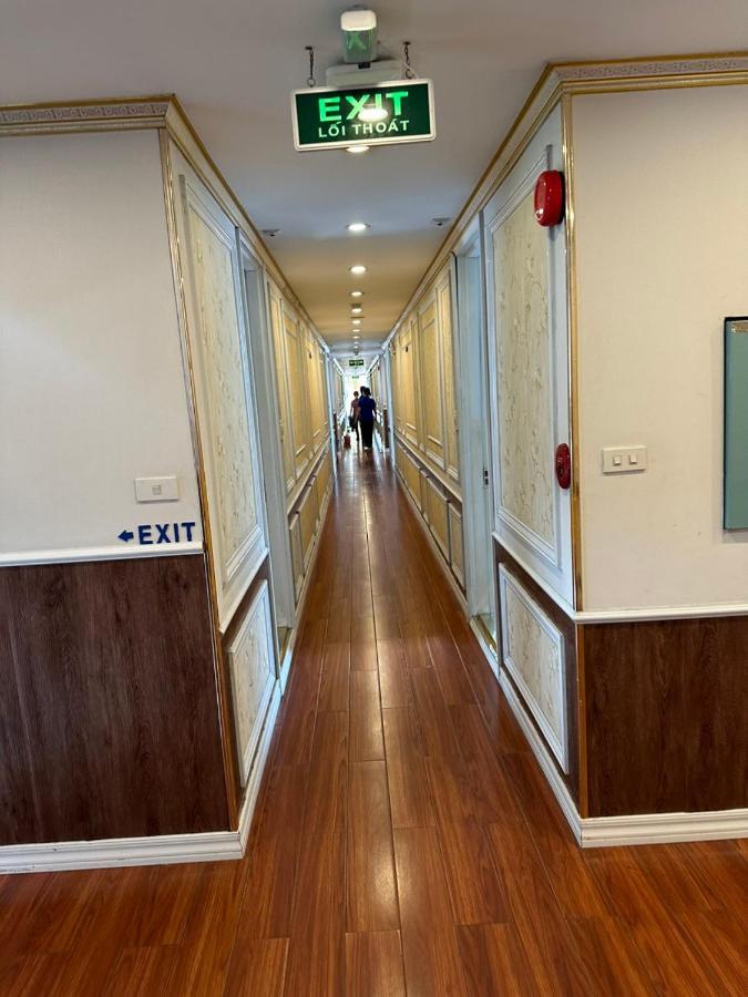 Halong Aquamarine Royal Cruise Hotel ฮาลอง ภายนอก รูปภาพ