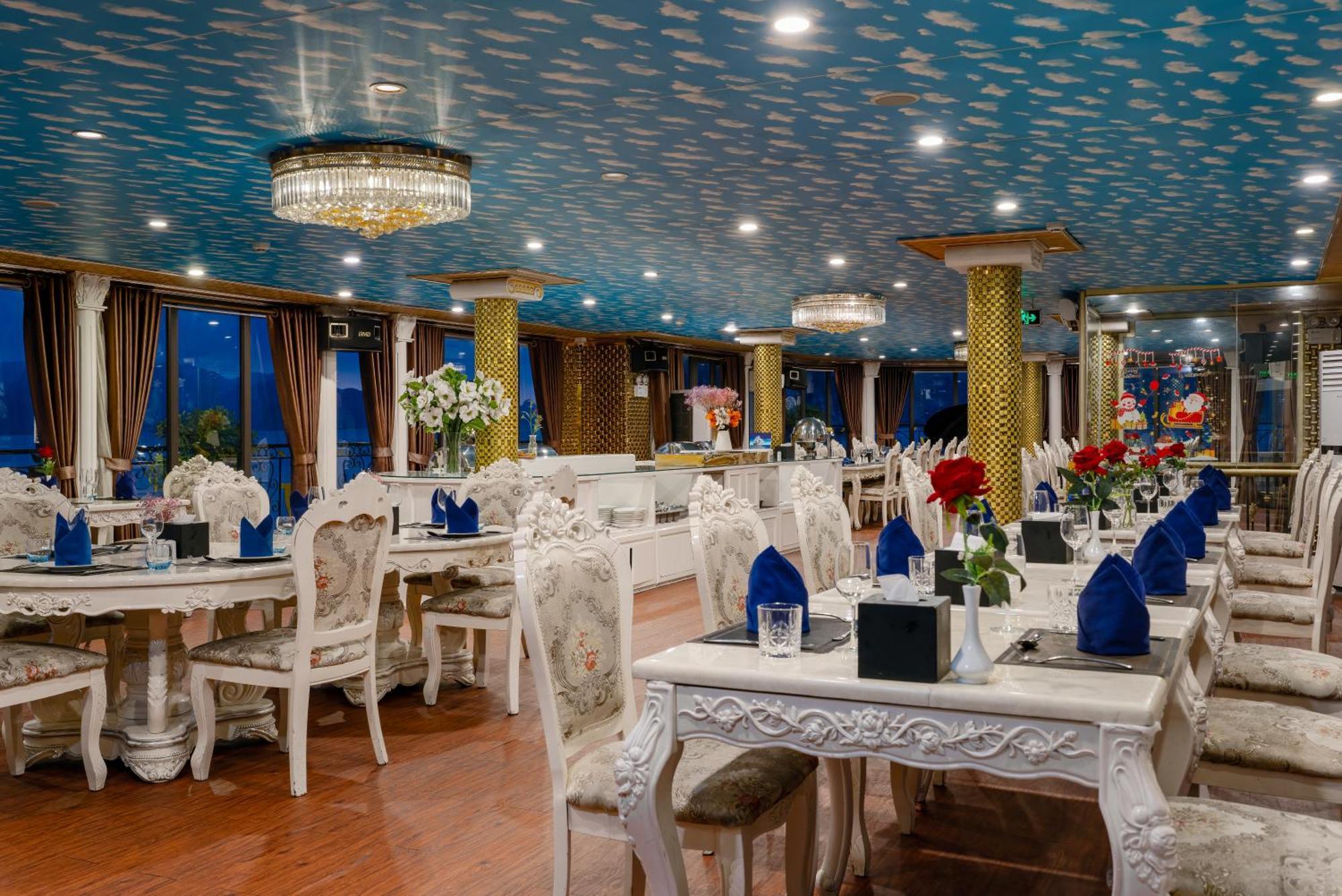 Halong Aquamarine Royal Cruise Hotel ฮาลอง ภายนอก รูปภาพ